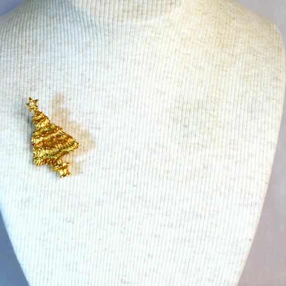 Christmas Tree Brooch Gold Tone Pines Red And Green Painted Lights - Picture 2 of 7